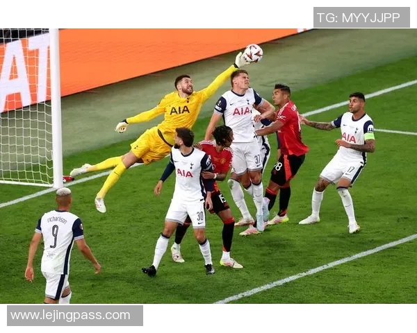 欧联杯精彩战报拜仁强势3-0战胜里昂全场沸腾